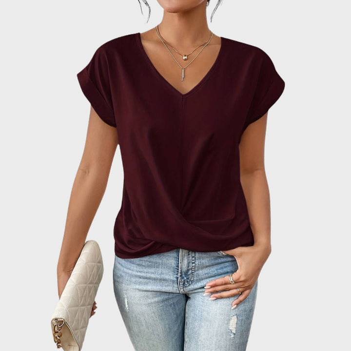 Soraia - T-shirt Casual com Decote Coração