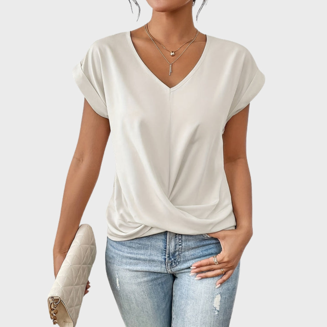 Soraia - T-shirt Casual com Decote Coração