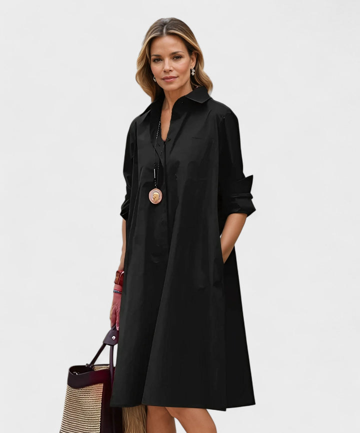 Cárla – Vestido Preto com Bolsos