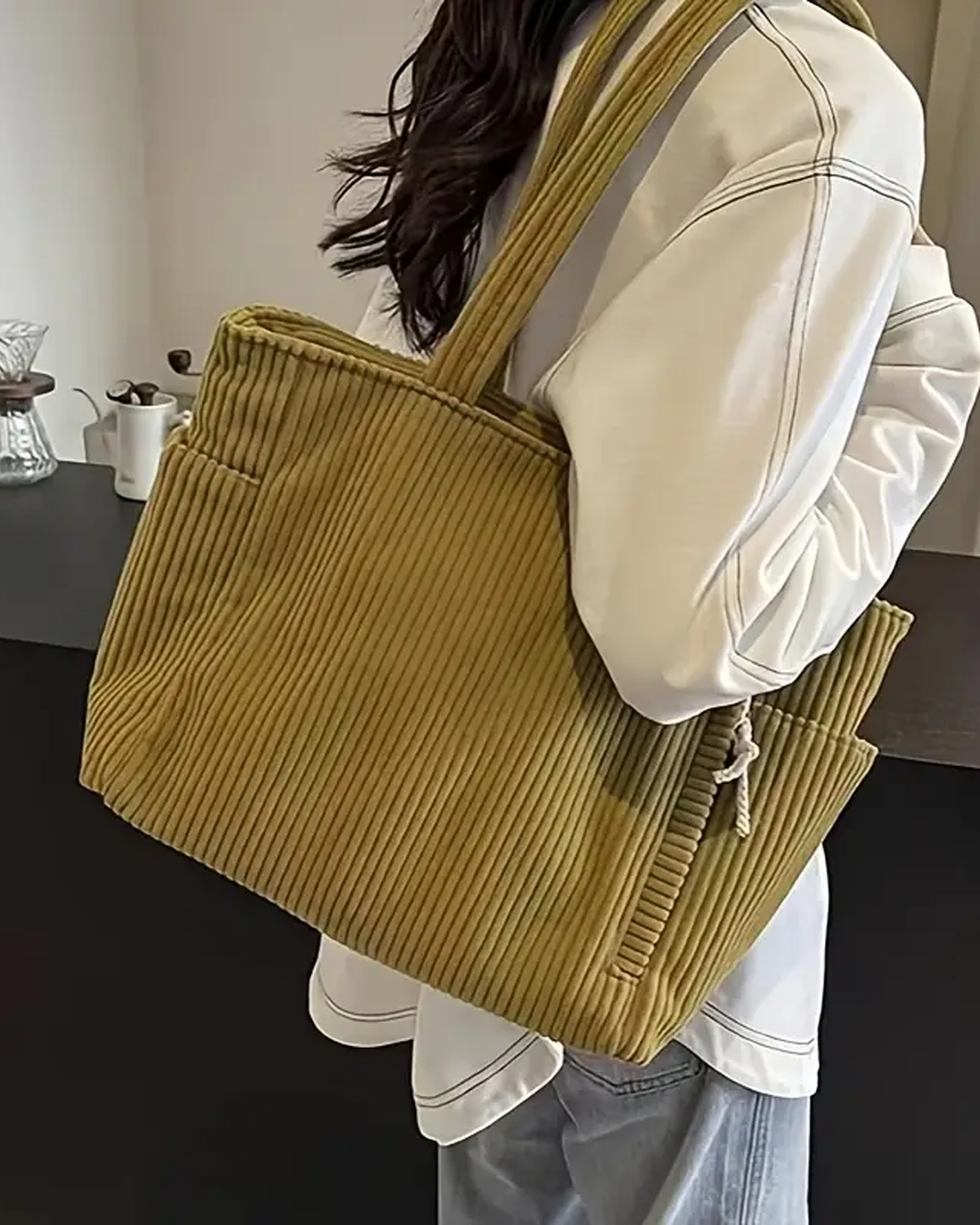 Matilde - Sacola com detalhes de cordão