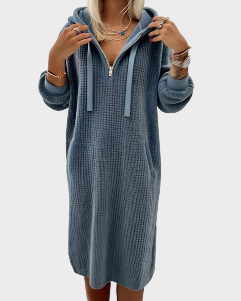 Filipa - Vestido Conforto com Capuz