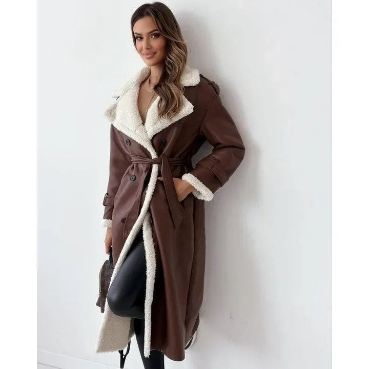 Alina - Casaco elegante com abas