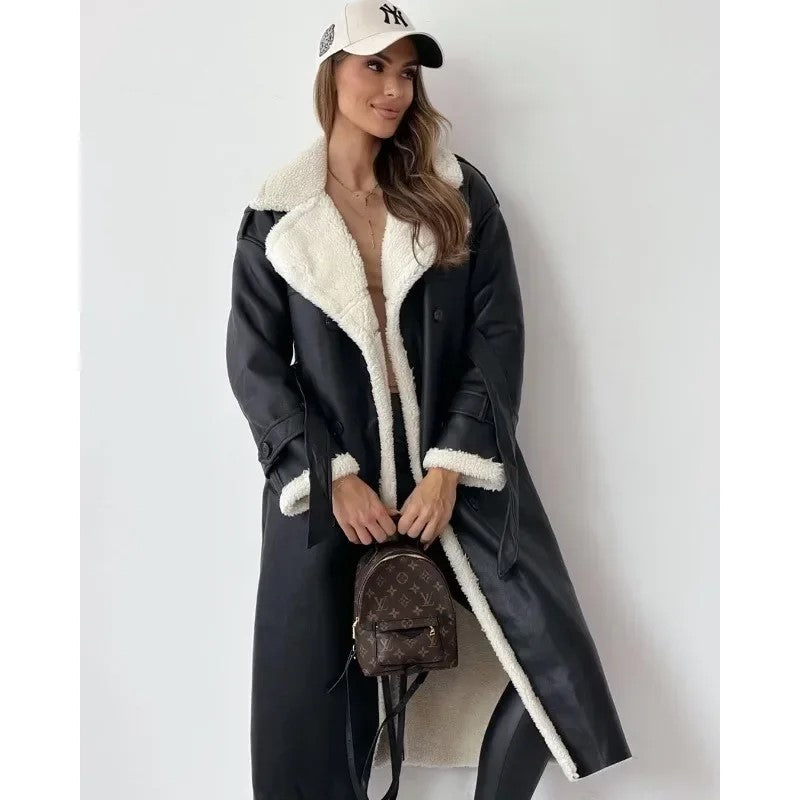 Alina - Casaco elegante com abas