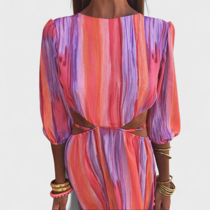 Paloma - Vestido elegante com cortes